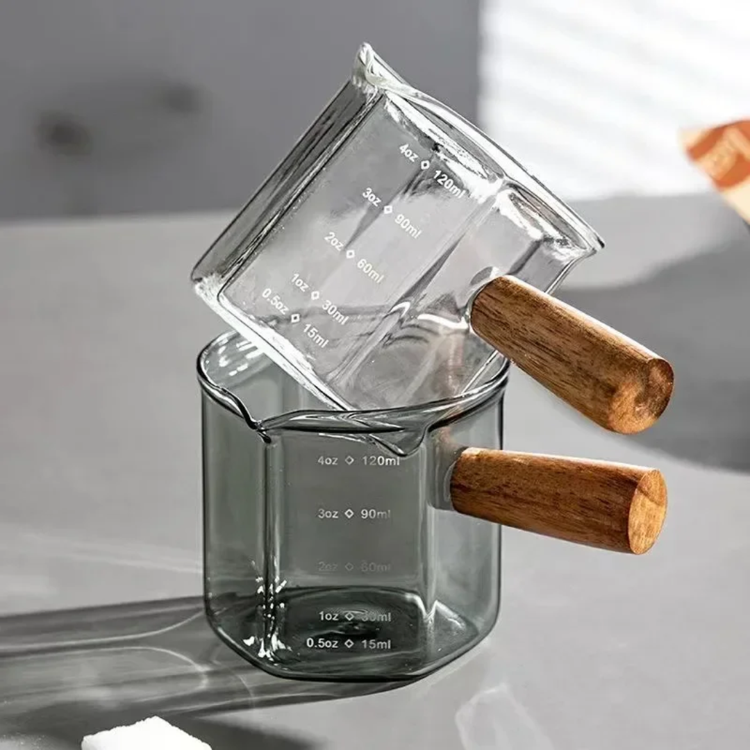 Espresso Messglas 120ml – Barista Messglas mit Holzgriff