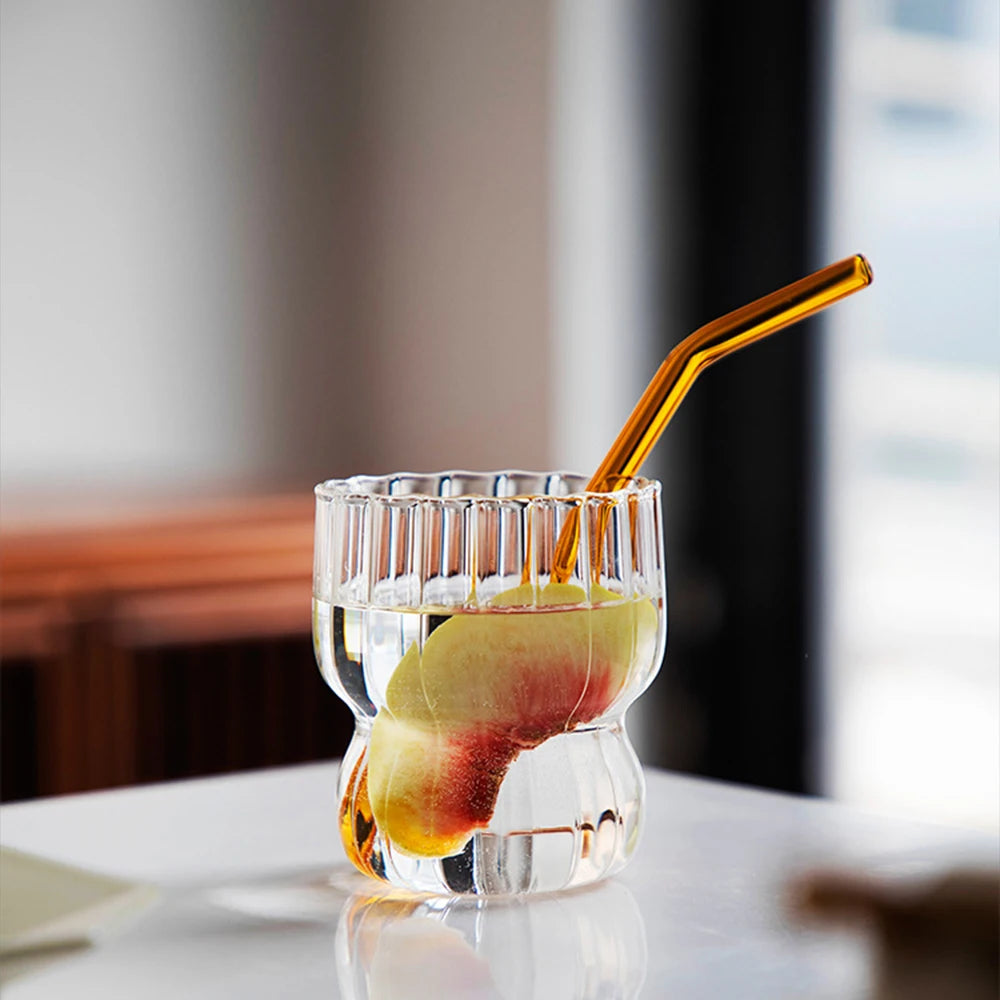 Geriffeltes Trinkglas - Minimalistisches Design